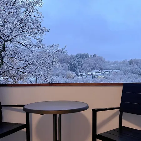 Panoramic & Modern With A Mountain View *